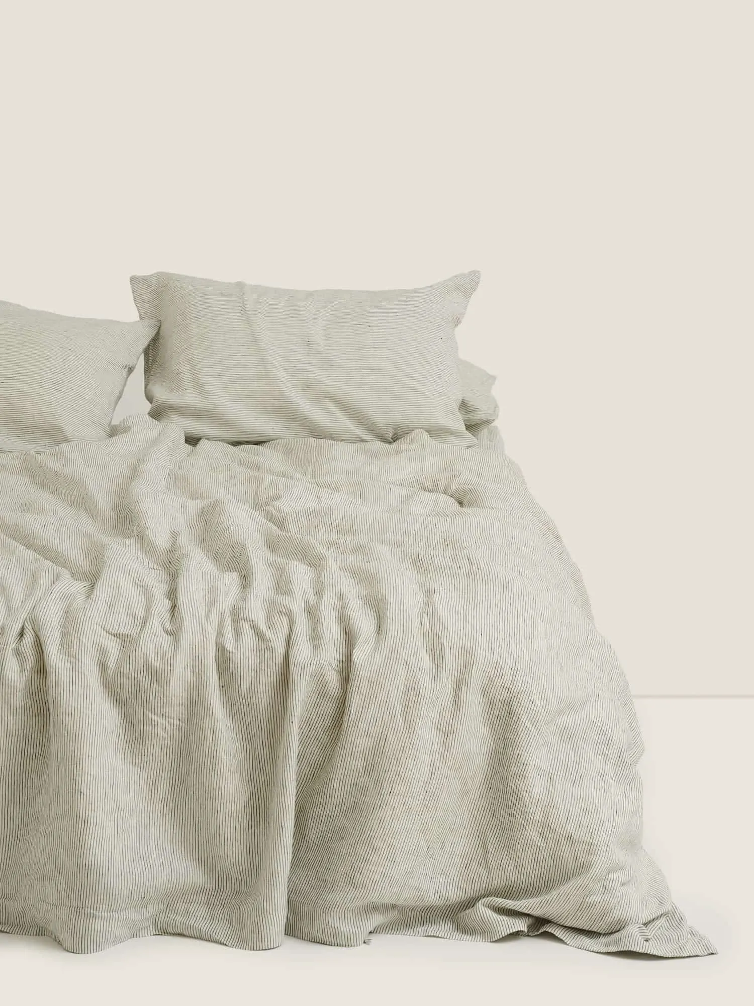 100% Linen Duvet Set in Pencil Stripes