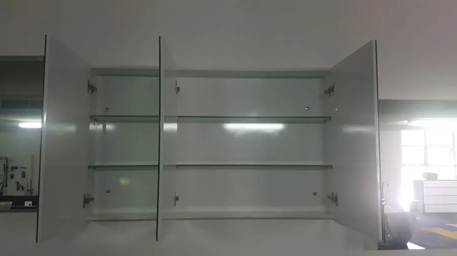 450/600/750/900/1200/1500mm PVC Pencil Edge Gloss White Shaving Cabinet With Mirror Polyurethane White Tempered Glass Shelves