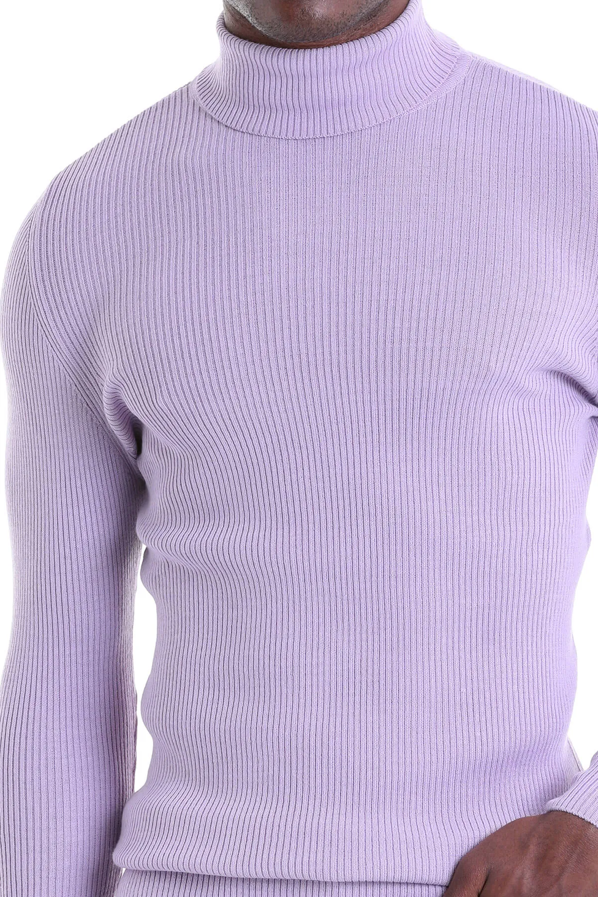 Comfort Fit Wool Blend Lilac Turtleneck Sweater