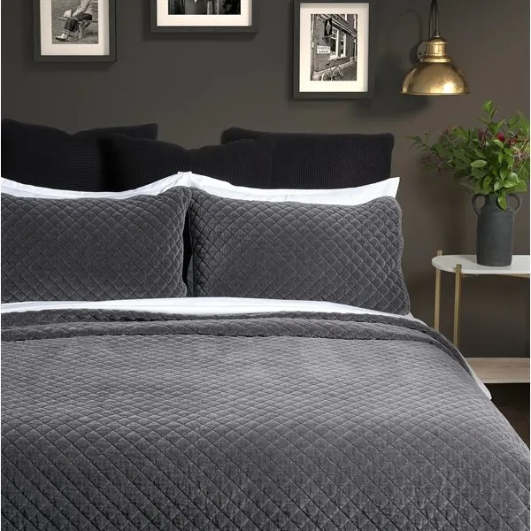 DOVE GREY VELVET QUEEN QUILT