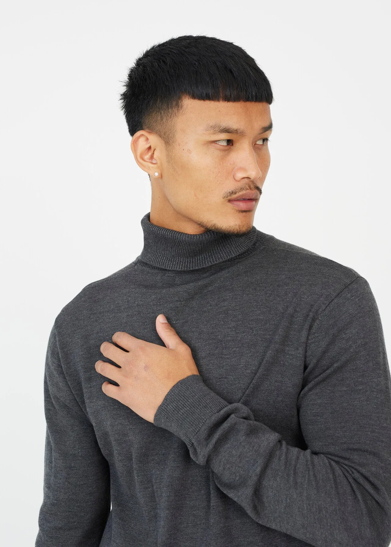 HIGH ROLL NECK JUMPER