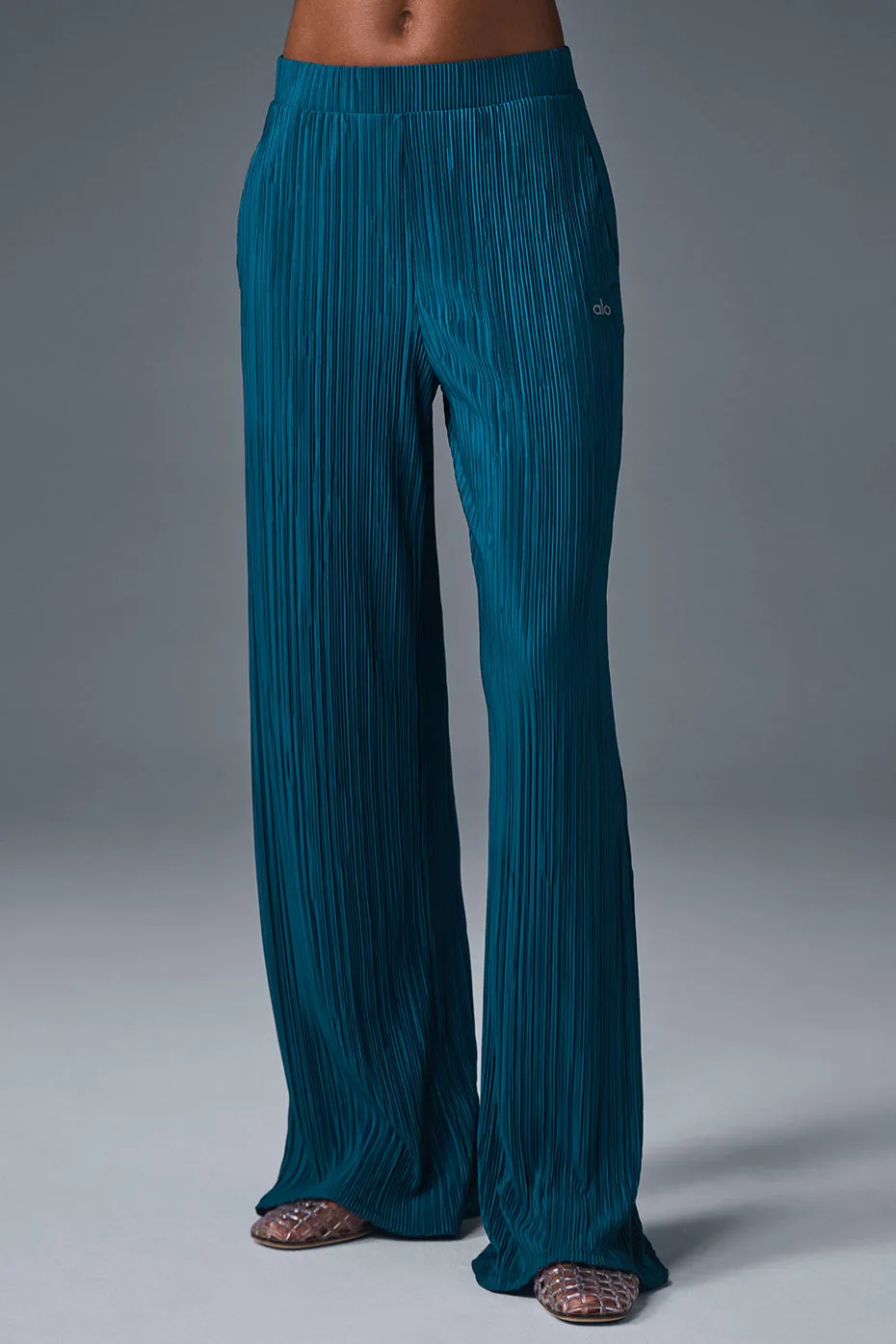 High-Waist Micro Plisse Straight Leg Pant - Eclipse Blue