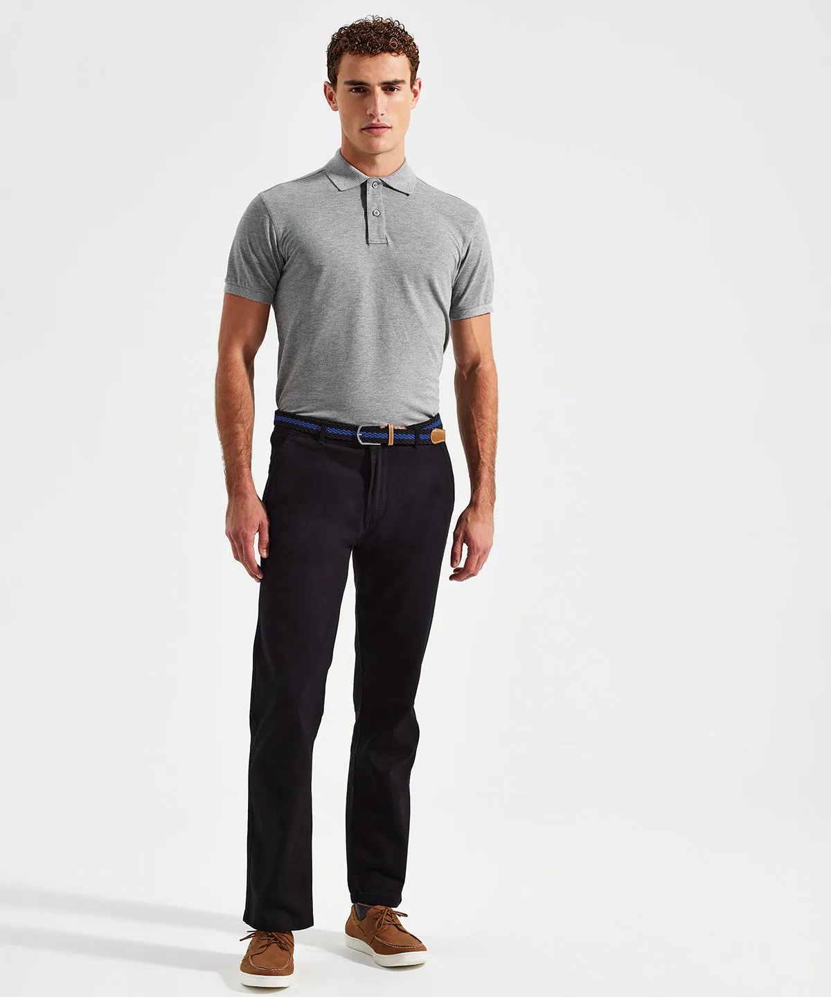 Mens Classic fit chinos | Black