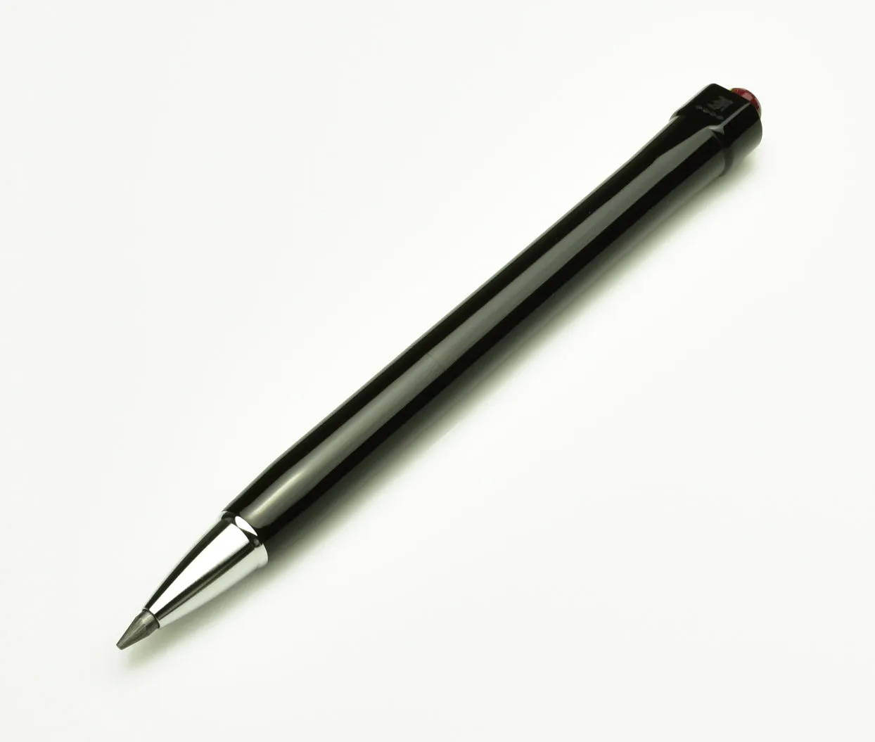 Model 90 Artium Pencil - Black Cathedral