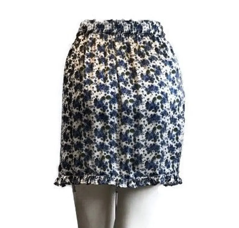 Pure Luxury Italian Silk Charmeuse Blue and White floral print mini skirt elastic waist UK Size 6 - 10 by I LOVE LOLA London